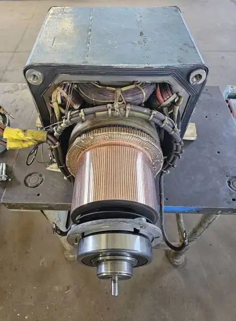 Motore elettrico riparato