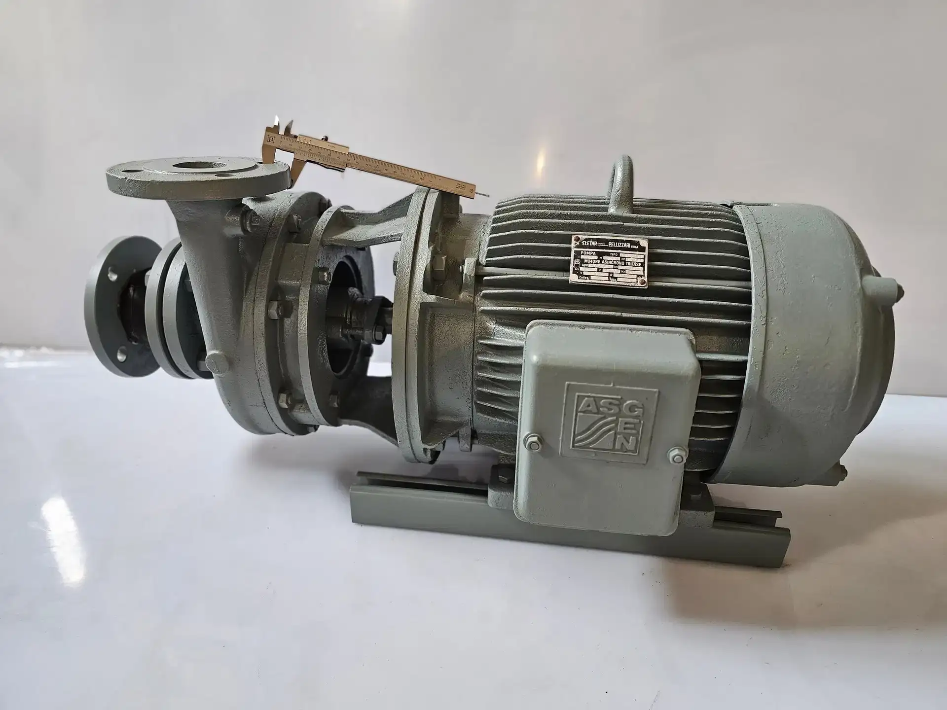 Motore elettrico da 20 HP dopo la riparazione